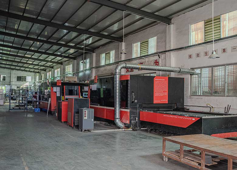 High-Power Laser Cutting Machine
